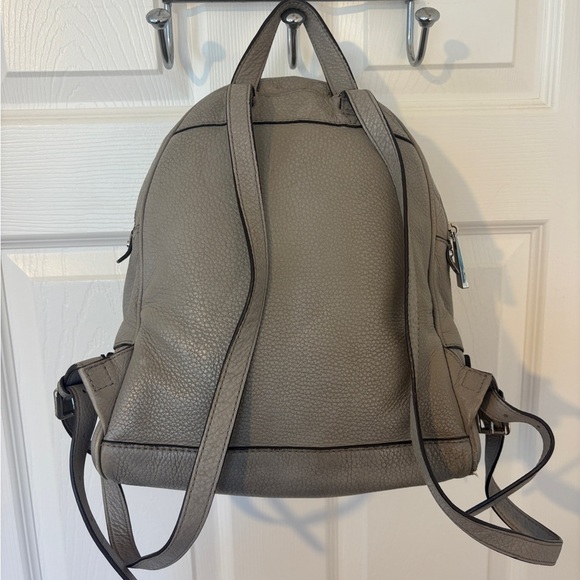 MICHAEL KORS Rhea Medium‎ Grey Leather Backpack main image 6